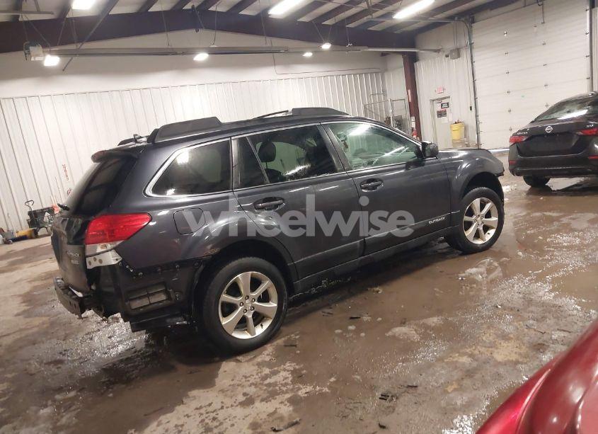 Photo 4 of 2013 Subaru Outback 2.5I LIMITED (VIN 4S4BRBKC9D3294841)