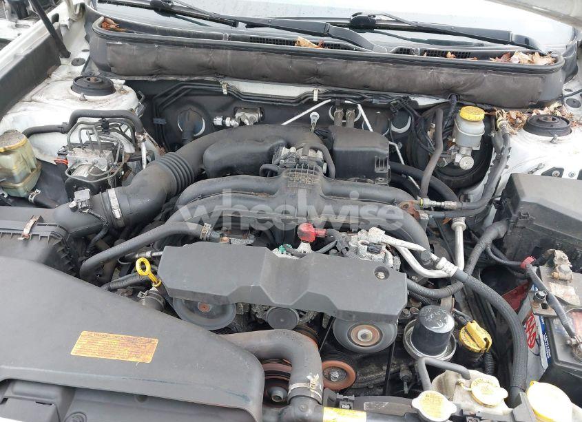 Photo 10 of 2013 Subaru Outback 2.5I LIMITED (VIN 4S4BRBKC9D3295312)