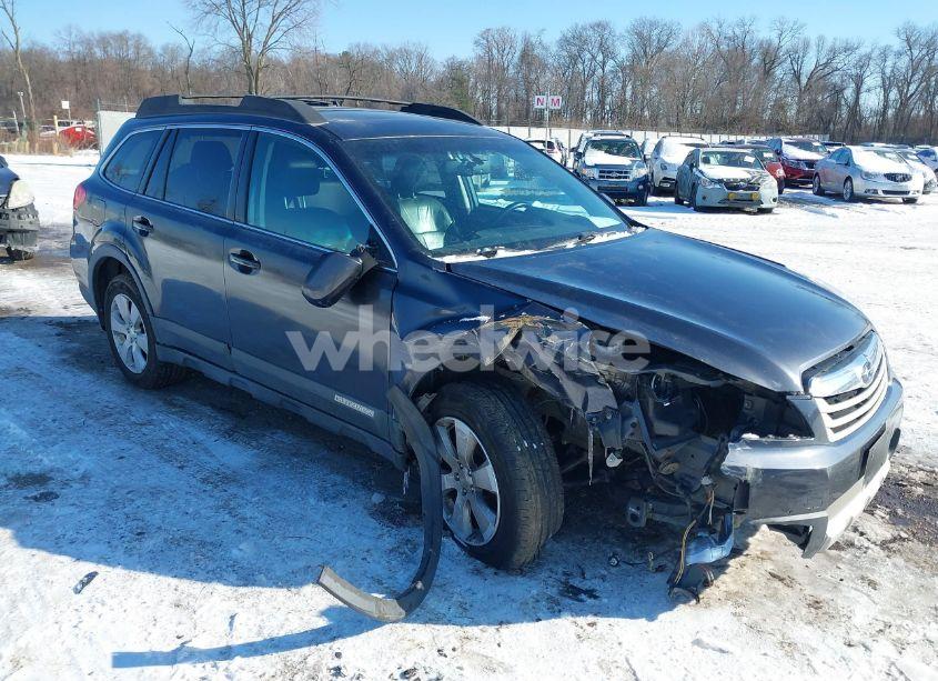 2010 Subaru Outback 2.5I LIMITED (VIN 4S4BRBKCXA3319306) main photo