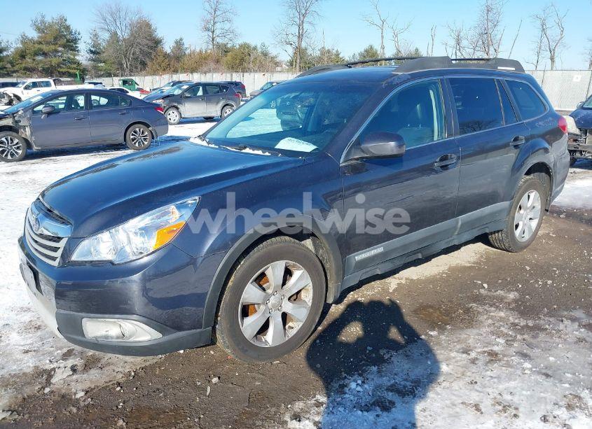 Photo 2 of 2010 Subaru Outback 2.5I LIMITED (VIN 4S4BRBKCXA3319306)