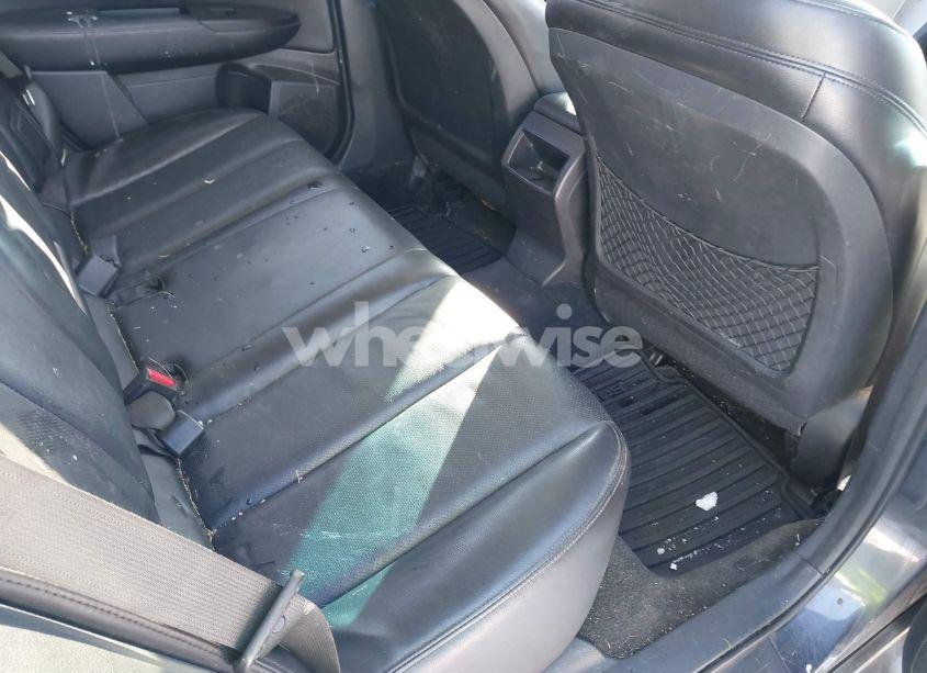 Photo 8 of 2010 Subaru Outback 2.5I LIMITED (VIN 4S4BRBKCXA3319306)