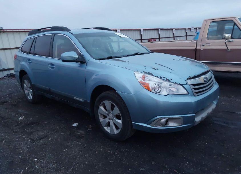 2010 Subaru Outback 2.5I LIMITED (VIN 4S4BRBKCXA3329222) main photo