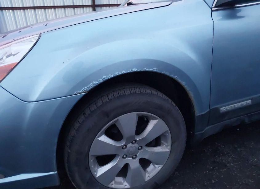 Photo 13 of 2010 Subaru Outback 2.5I LIMITED (VIN 4S4BRBKCXA3329222)