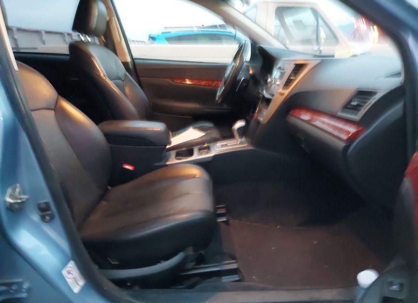 Photo 5 of 2010 Subaru Outback 2.5I LIMITED (VIN 4S4BRBKCXA3329222)