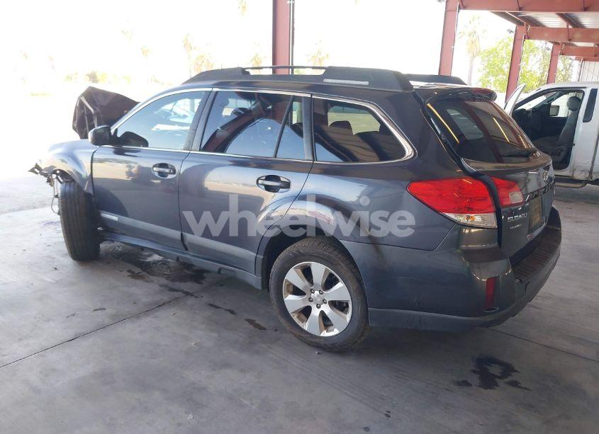 Photo 3 of 2010 Subaru Outback 2.5I LIMITED (VIN 4S4BRBKCXA3361393)