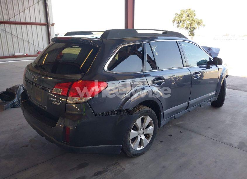 Photo 4 of 2010 Subaru Outback 2.5I LIMITED (VIN 4S4BRBKCXA3361393)