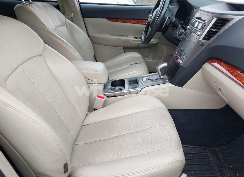 Photo 5 of 2011 Subaru Outback 2.5I LIMITED (VIN 4S4BRBKCXB3325527)