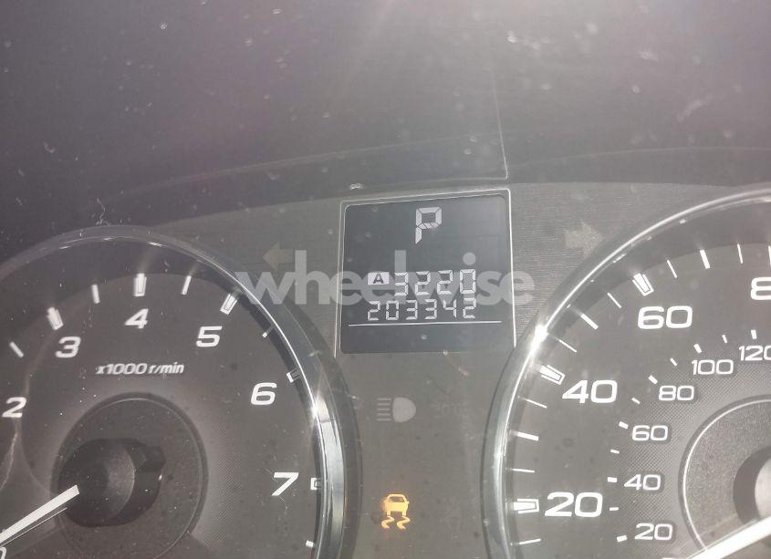 Photo 14 of 2011 Subaru Outback 2.5I LIMITED (VIN 4S4BRBKCXB3358026)