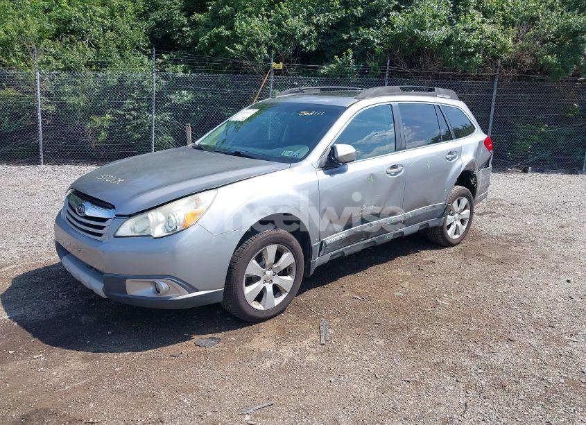 Photo 13 of 2011 Subaru Outback 2.5I LIMITED (VIN 4S4BRBKCXB3362111)