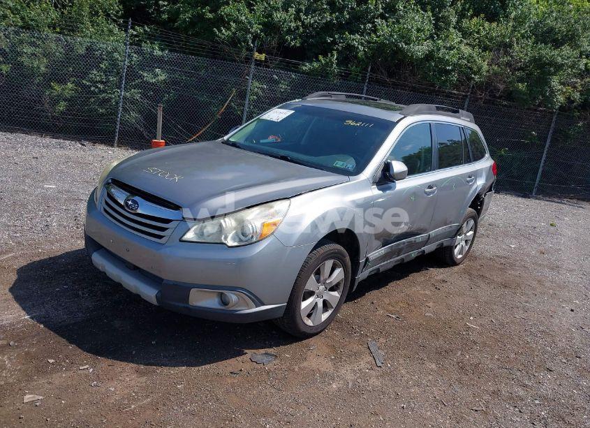 Photo 2 of 2011 Subaru Outback 2.5I LIMITED (VIN 4S4BRBKCXB3362111)