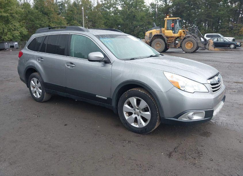 2011 Subaru Outback 2.5I LIMITED (VIN 4S4BRBKCXB3414322) main photo