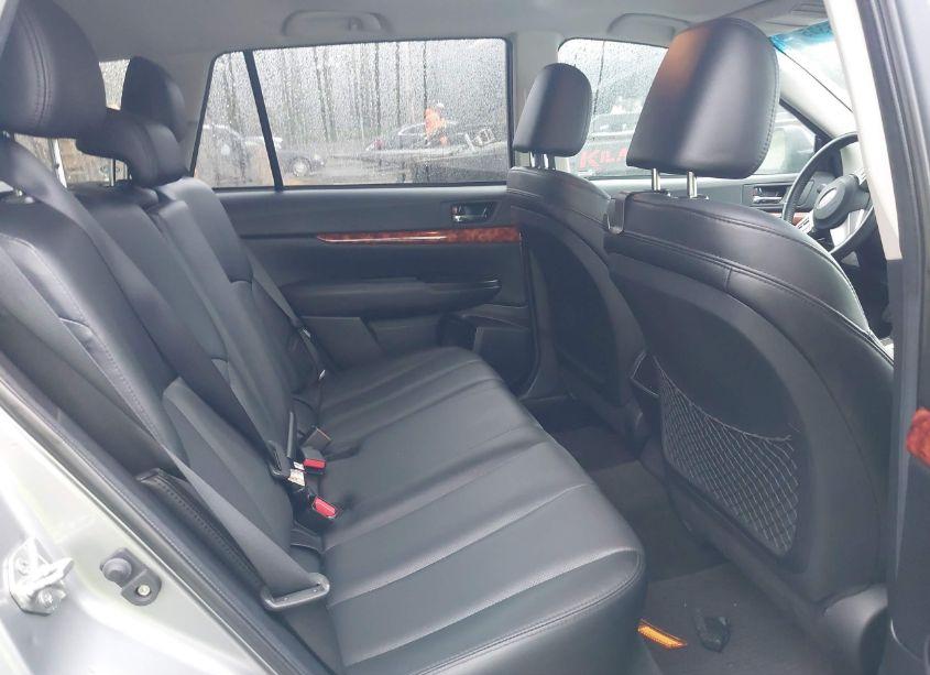 Photo 8 of 2011 Subaru Outback 2.5I LIMITED (VIN 4S4BRBKCXB3414322)