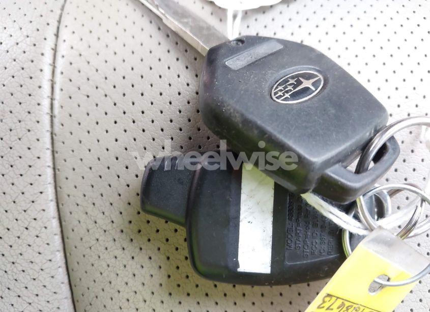 Photo 11 of 2011 Subaru Outback 2.5I LIMITED (VIN 4S4BRBKCXB3428673)