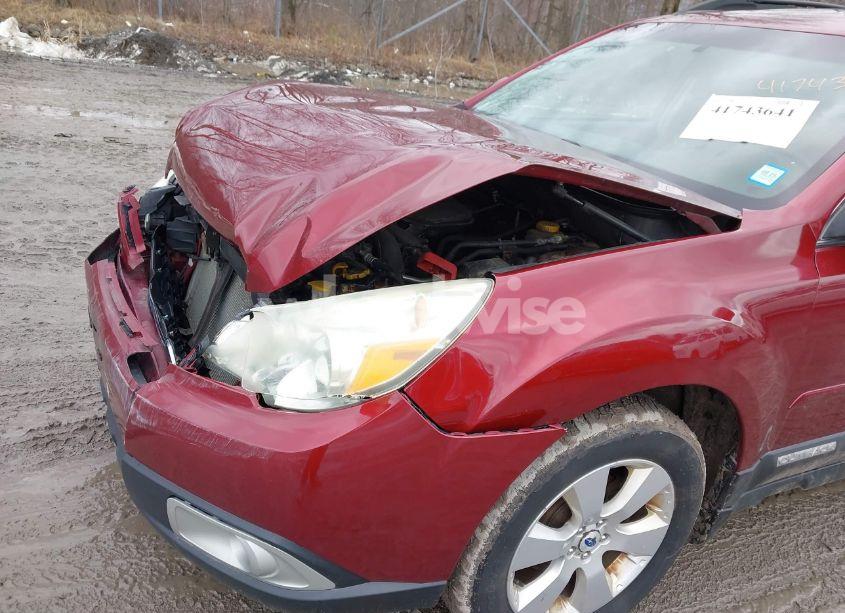 Photo 12 of 2011 Subaru Outback 2.5I LIMITED (VIN 4S4BRBKCXB3428673)