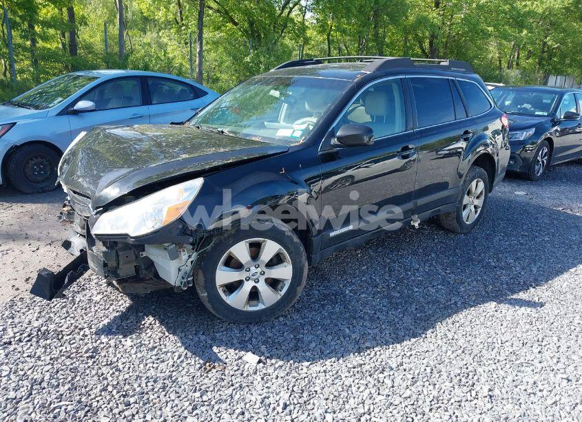 Photo 2 of 2012 Subaru Outback 2.5I LIMITED (VIN 4S4BRBKCXC3288142)