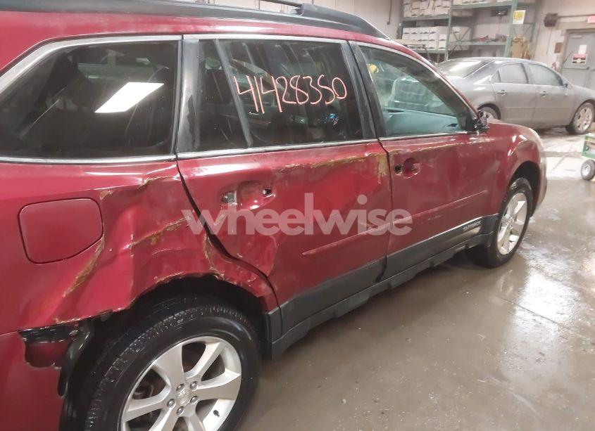 Photo 17 of 2014 Subaru Outback 2.5I LIMITED (VIN 4S4BRBLC0E3216559)