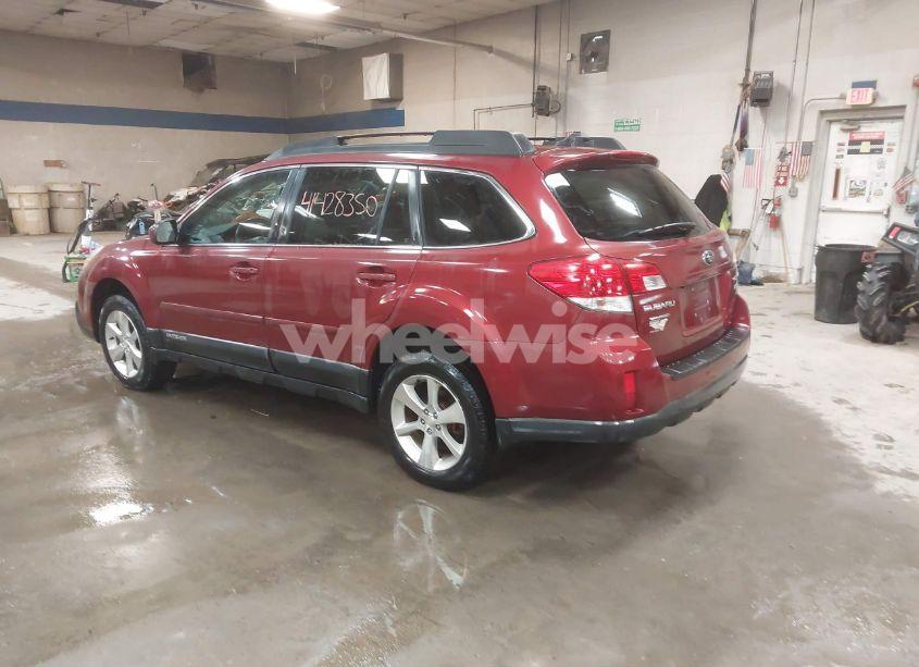 Photo 3 of 2014 Subaru Outback 2.5I LIMITED (VIN 4S4BRBLC0E3216559)