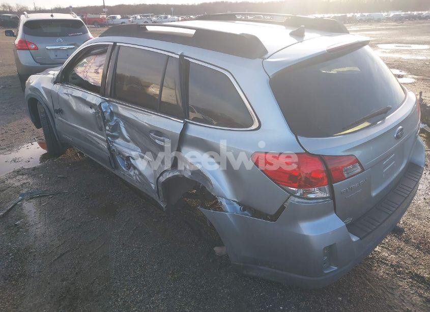 Photo 3 of 2014 Subaru Outback 2.5I LIMITED (VIN 4S4BRBLC0E3220045)