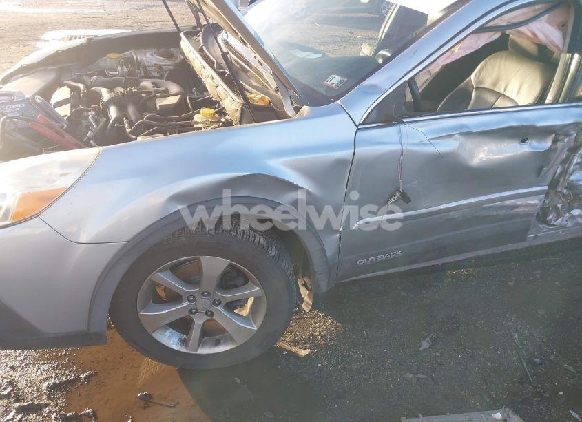 Photo 6 of 2014 Subaru Outback 2.5I LIMITED (VIN 4S4BRBLC0E3220045)