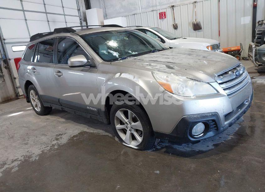 2014 Subaru Outback 2.5I LIMITED (VIN 4S4BRBLC0E3276194) main photo