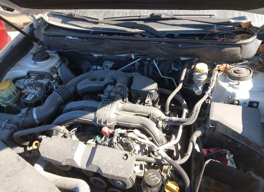 Photo 10 of 2014 Subaru Outback 2.5I LIMITED (VIN 4S4BRBLC0E3308626)