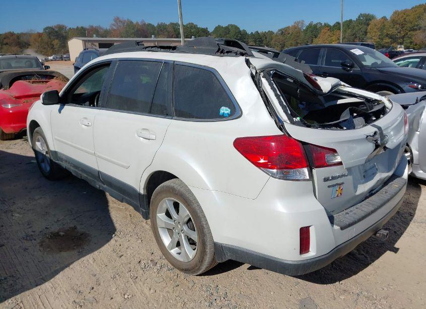 Photo 3 of 2014 Subaru Outback 2.5I LIMITED (VIN 4S4BRBLC0E3308626)