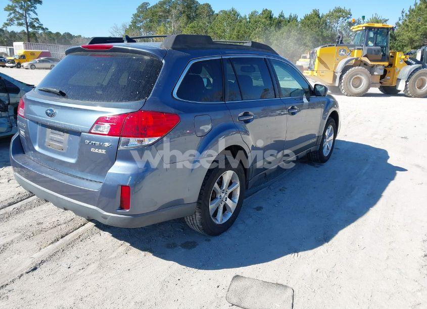 Photo 4 of 2014 Subaru Outback 2.5I LIMITED (VIN 4S4BRBLC0E3325474)