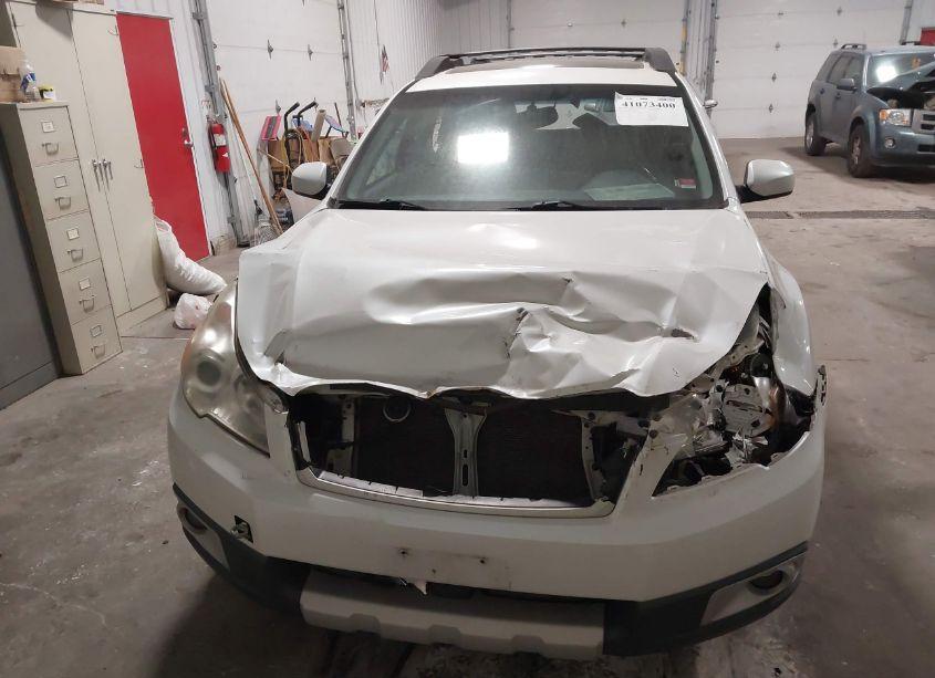 Photo 11 of 2011 Subaru Outback 2.5I LIMITED (VIN 4S4BRBLC1B3336947)