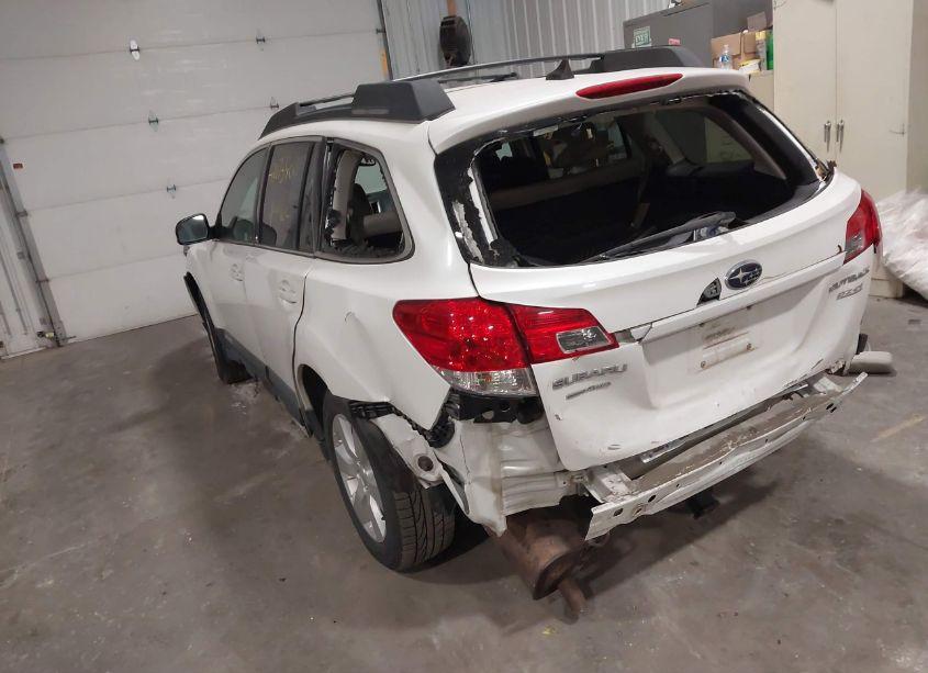 Photo 3 of 2011 Subaru Outback 2.5I LIMITED (VIN 4S4BRBLC1B3336947)