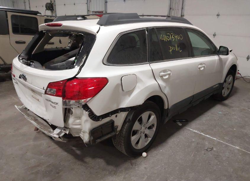 Photo 4 of 2011 Subaru Outback 2.5I LIMITED (VIN 4S4BRBLC1B3336947)