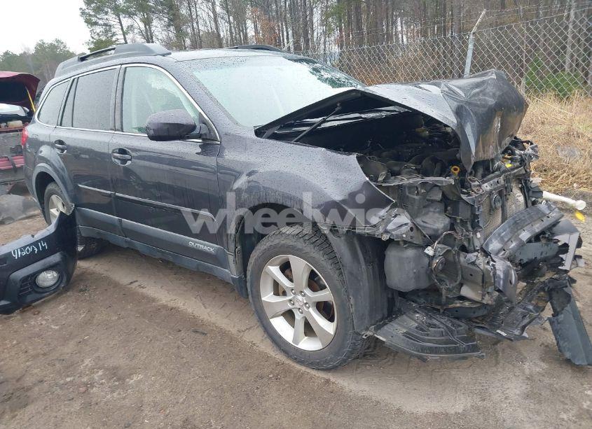 2013 Subaru Outback 2.5I LIMITED (VIN 4S4BRBLC1D3319018) main photo