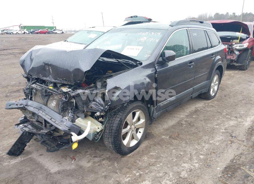Photo 2 of 2013 Subaru Outback 2.5I LIMITED (VIN 4S4BRBLC1D3319018)