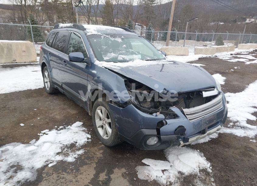 2014 Subaru Outback 2.5I LIMITED (VIN 4S4BRBLC1E3233323) main photo