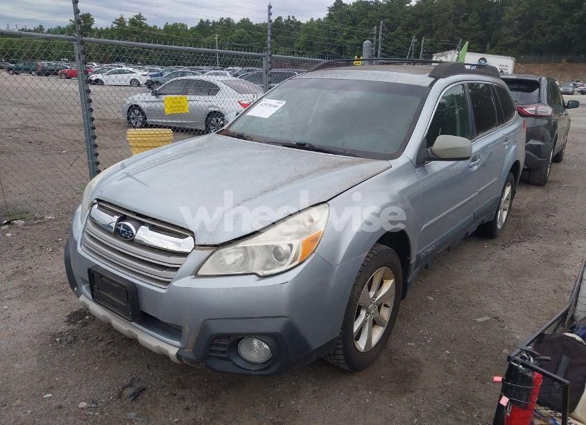 Photo 2 of 2014 Subaru Outback 2.5I LIMITED (VIN 4S4BRBLC2E3253936)