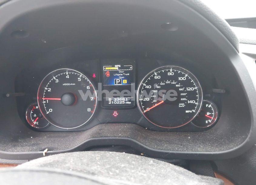 Photo 7 of 2014 Subaru Outback 2.5I LIMITED (VIN 4S4BRBLC2E3253936)