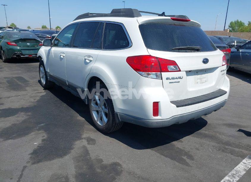 Photo 3 of 2013 Subaru Outback 2.5I LIMITED (VIN 4S4BRBLC3D3237940)