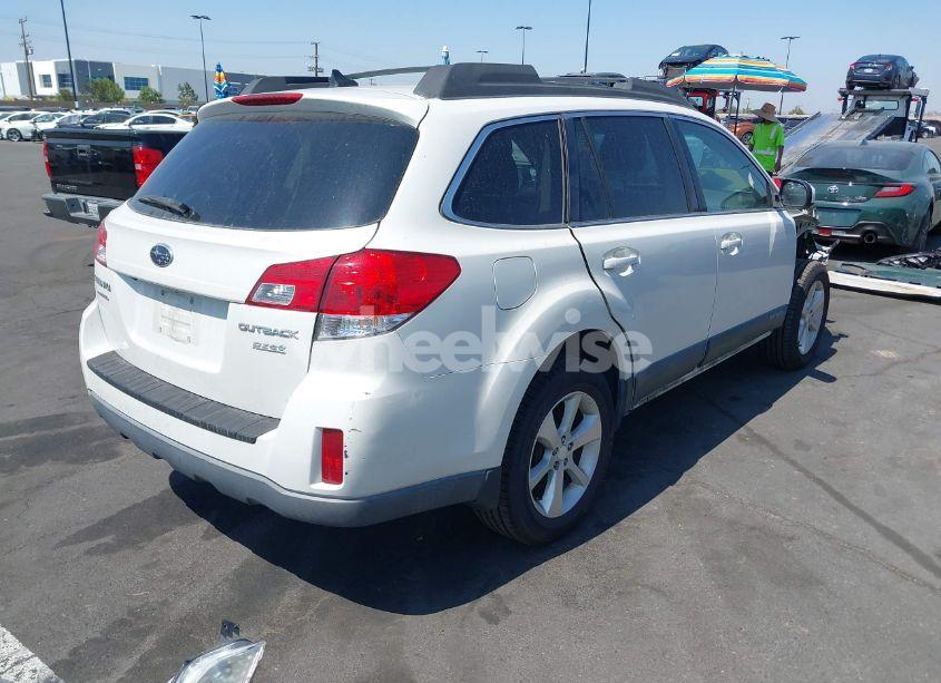 Photo 4 of 2013 Subaru Outback 2.5I LIMITED (VIN 4S4BRBLC3D3237940)