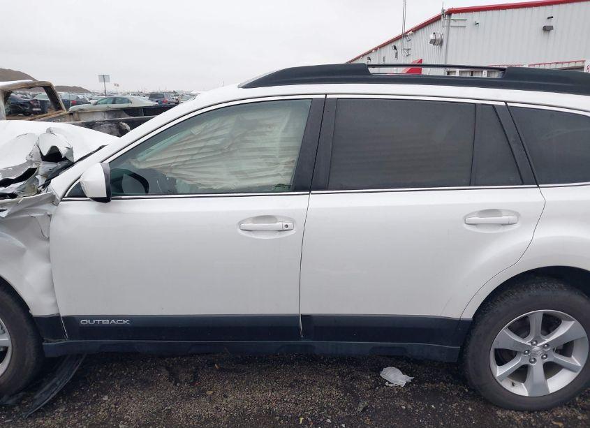 Photo 15 of 2014 Subaru Outback 2.5I LIMITED (VIN 4S4BRBLC3E3317076)