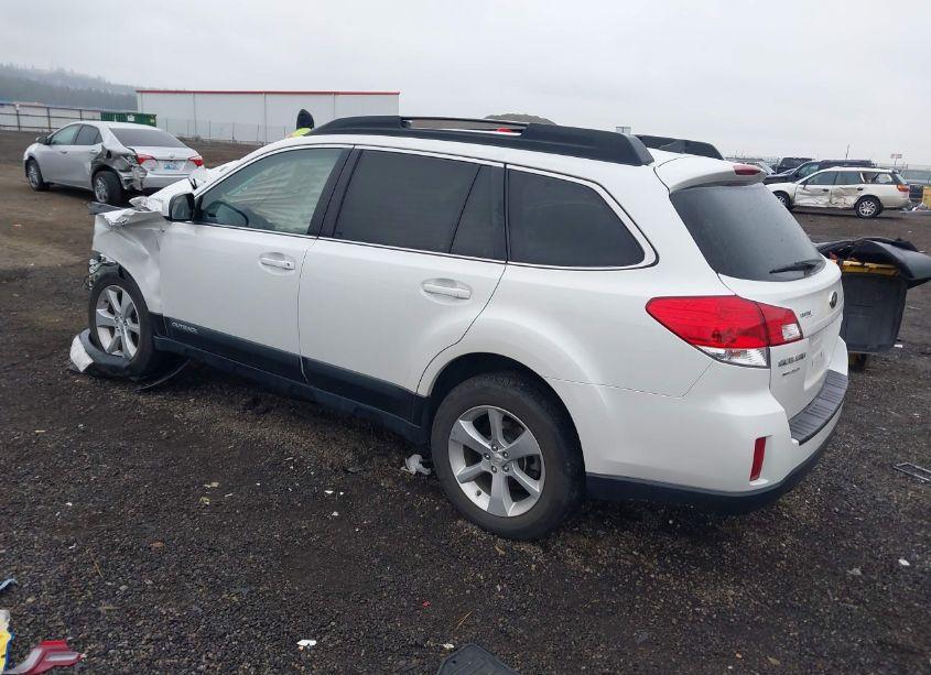 Photo 3 of 2014 Subaru Outback 2.5I LIMITED (VIN 4S4BRBLC3E3317076)