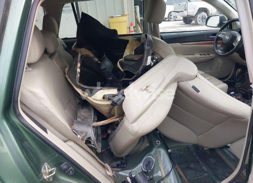 Photo 8 of 2014 Subaru Outback 2.5I LIMITED (VIN 4S4BRBLC3E3317269)