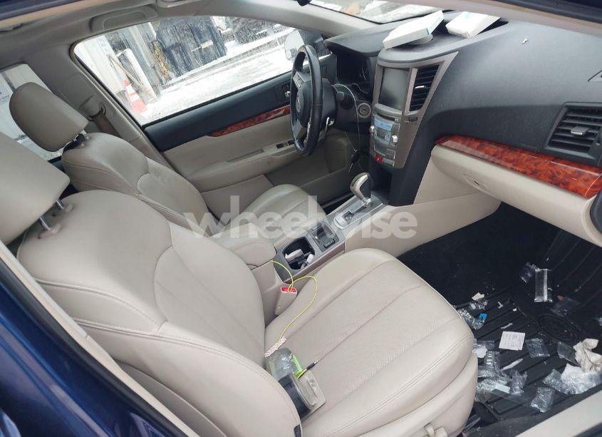 Photo 5 of 2011 Subaru Outback 2.5I LIMITED (VIN 4S4BRBLC6B3448093)