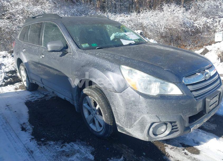 2014 Subaru Outback 2.5I LIMITED (VIN 4S4BRBLC6E3215383) main photo