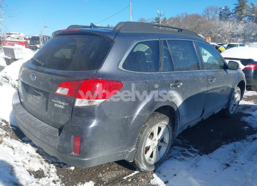 Photo 4 of 2014 Subaru Outback 2.5I LIMITED (VIN 4S4BRBLC6E3215383)