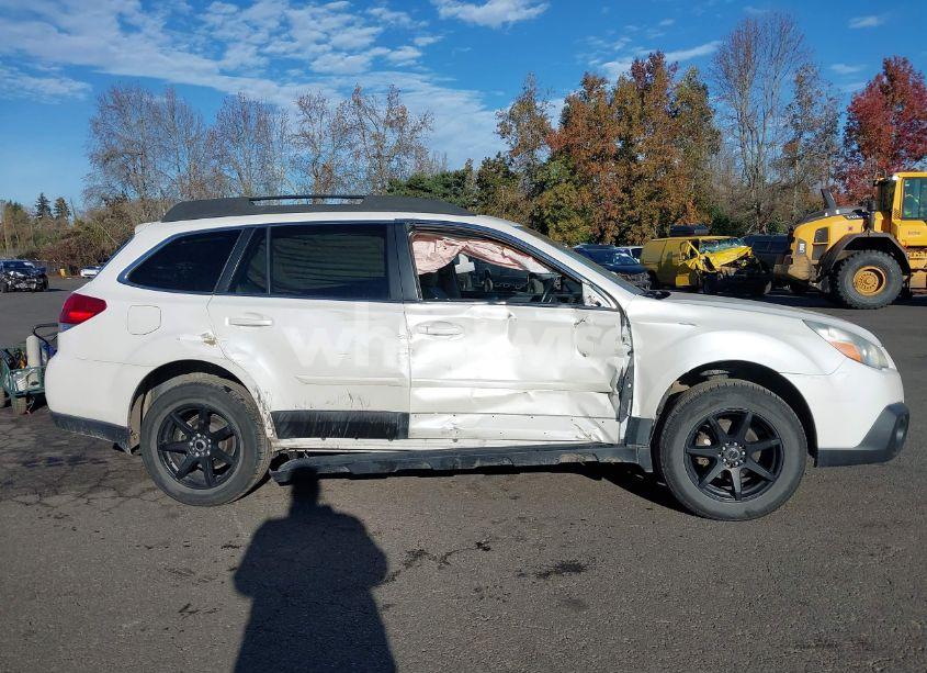 Photo 14 of 2014 Subaru Outback 2.5I LIMITED (VIN 4S4BRBLC6E3307920)