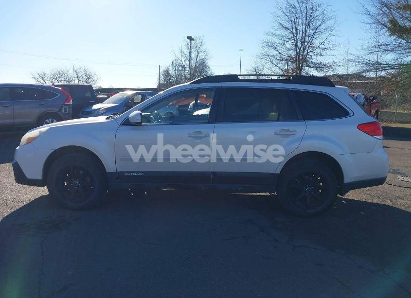 Photo 15 of 2014 Subaru Outback 2.5I LIMITED (VIN 4S4BRBLC6E3307920)