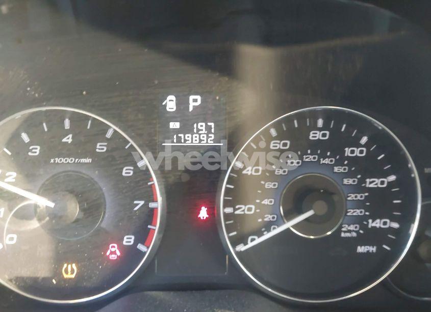 Photo 7 of 2011 Subaru Outback 2.5I LIMITED (VIN 4S4BRBLC7B3437801)