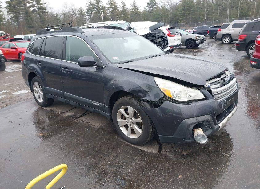 2013 Subaru Outback 2.5I LIMITED (VIN 4S4BRBLC7D3243207) main photo