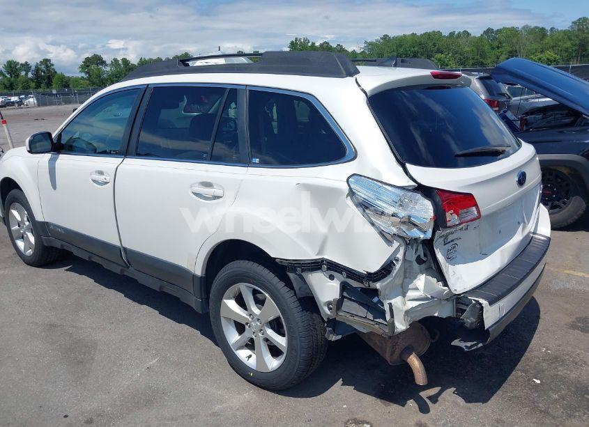 Photo 3 of 2014 Subaru Outback 2.5I LIMITED (VIN 4S4BRBLC7E3248103)