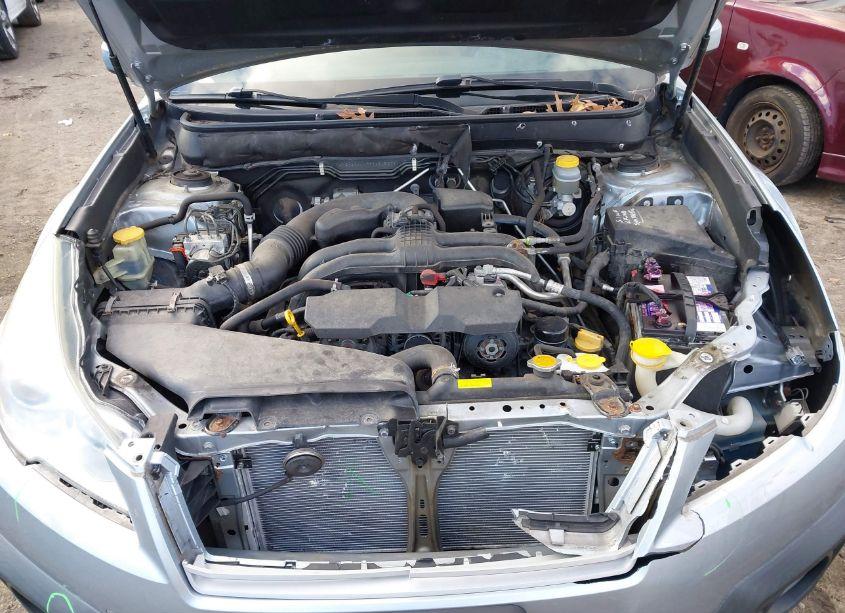Photo 10 of 2014 Subaru Outback 2.5I LIMITED (VIN 4S4BRBLC7E3254287)