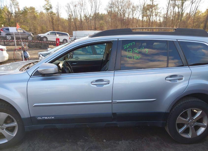 Photo 15 of 2014 Subaru Outback 2.5I LIMITED (VIN 4S4BRBLC7E3254287)